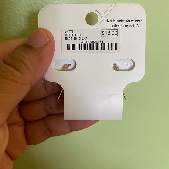 Charming Charlie Gold and White Earrings & unbrsnded earrings bundle - Picture 6 of 6